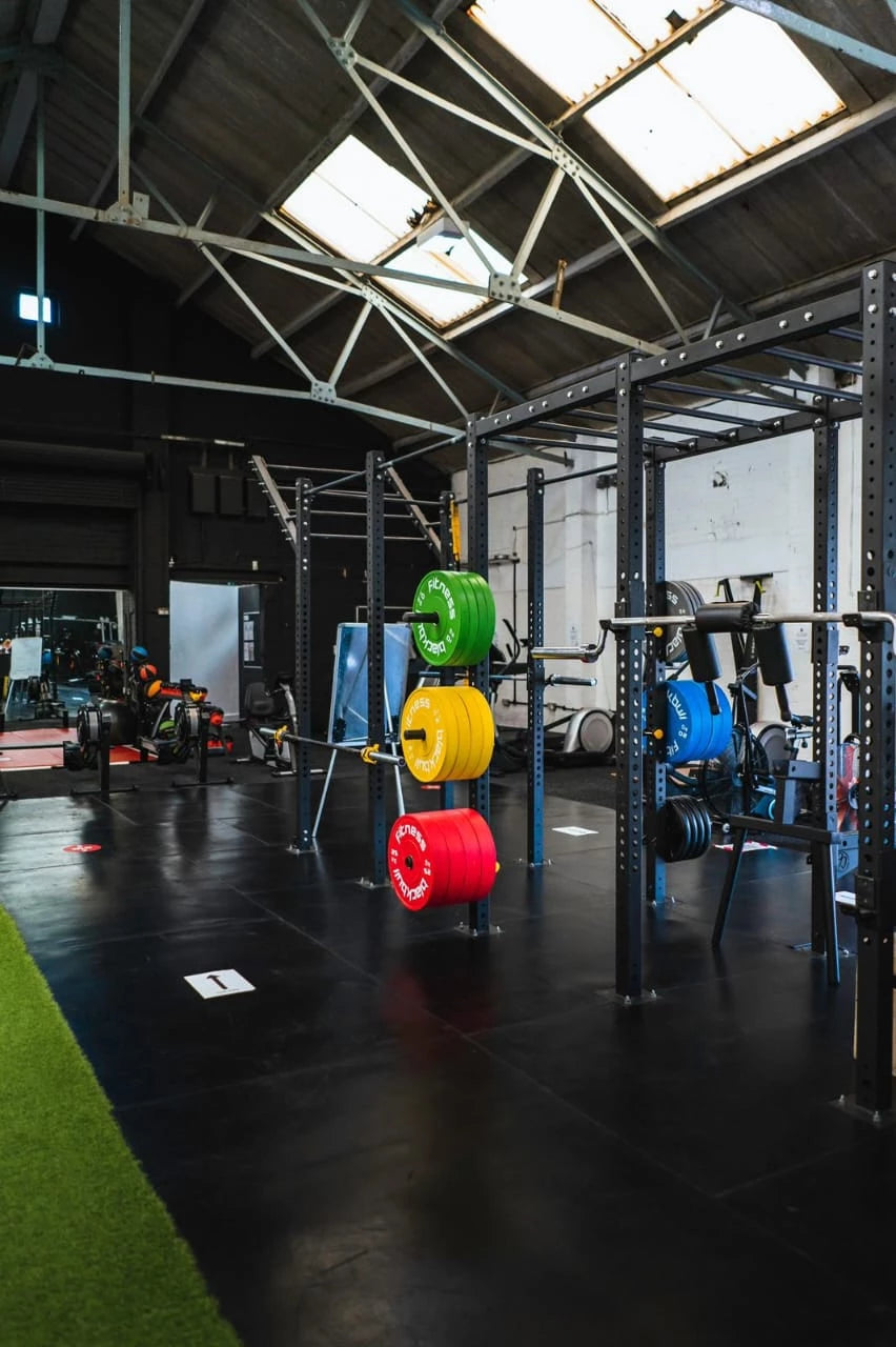 WEIGHTLIFTING EQUIPMENT